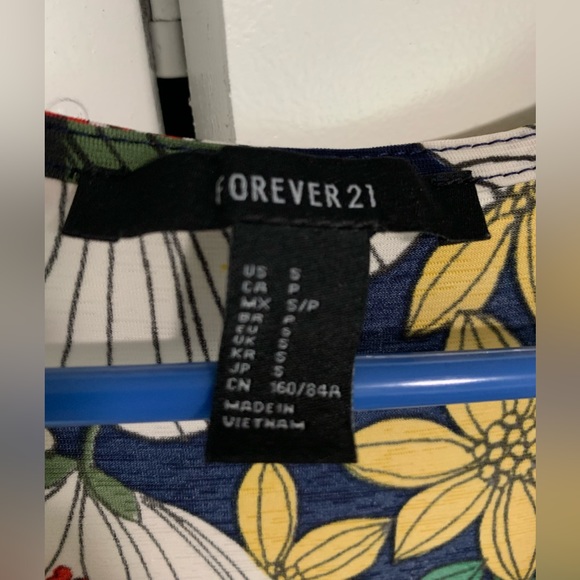 Floral print Forever 21 dress, small - Picture 3 of 3